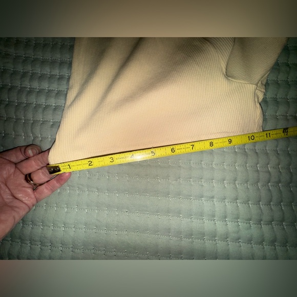 Urban Outfitters Beige Ribbed Collared Short Sleeve Romper – Size XS. NWT - Picture 8 of 13